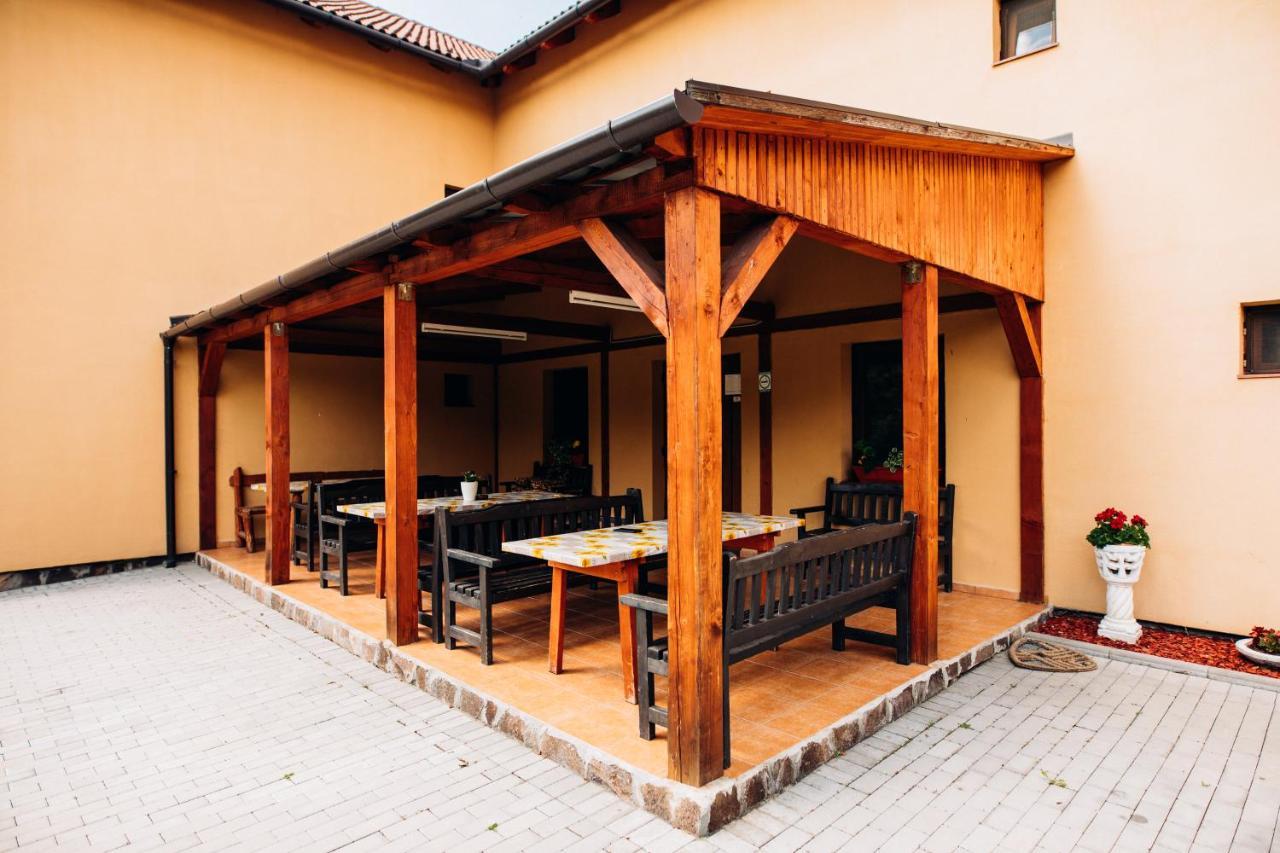 Bed and Breakfast Iris 2 Praid Exterior foto